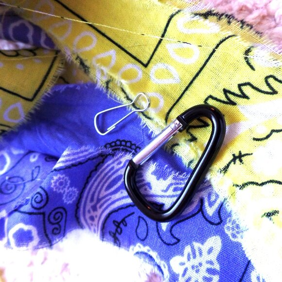 Hand Crafted Clip On Textile Swag - Picture 6 of 7